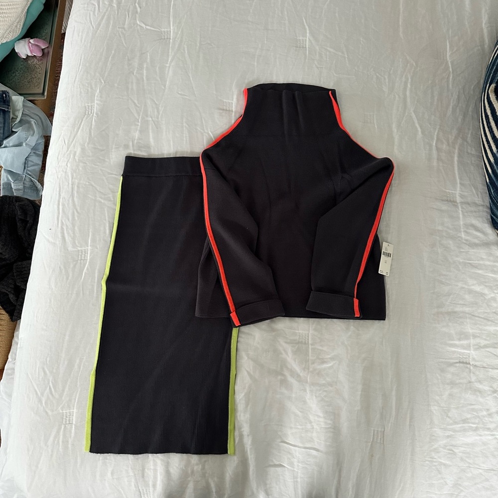 NWT SWEATER & SKIRT SET